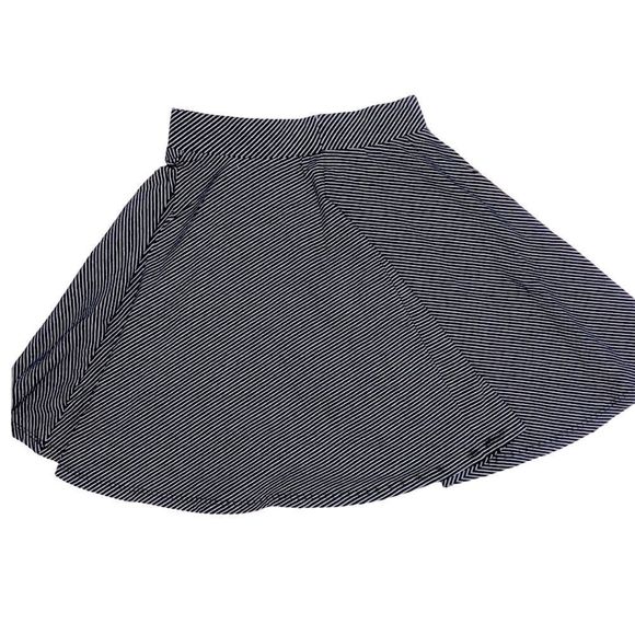 New S.O. Striped Junior’s Skater Mini Summer Skirt X-Small - Picture 1 of 8
